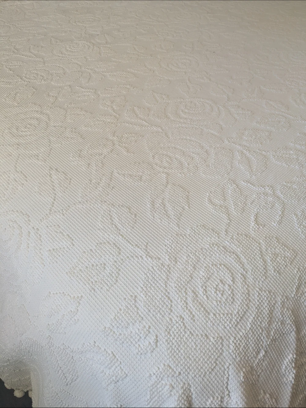 Vintage Cream King Chenille Cotton Comforter - Neutral Bedding